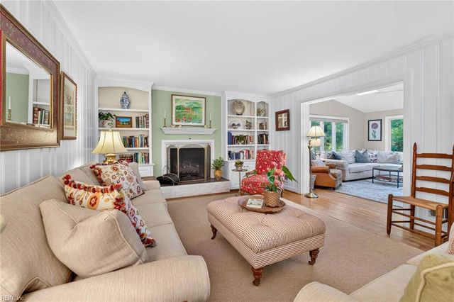 424 Susan Constant DR, Virginia Beach, VA 23451