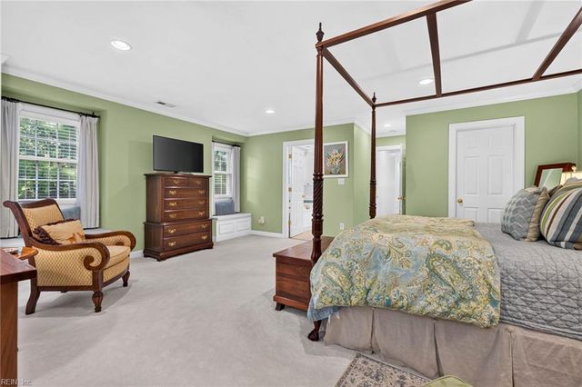 424 Susan Constant DR, Virginia Beach, VA 23451