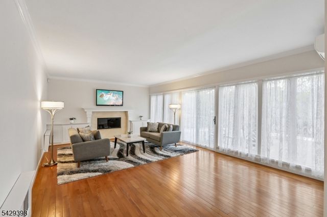 536 Illingworth Ave, Englewood City, NJ 07631