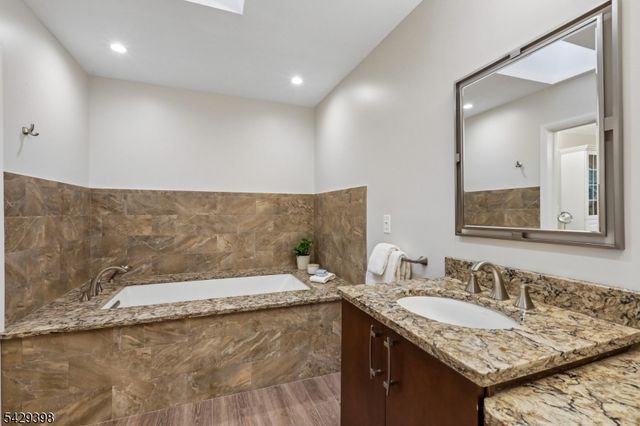 536 Illingworth Ave, Englewood City, NJ 07631