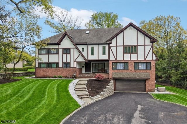 536 Illingworth Ave, Englewood City, NJ 07631