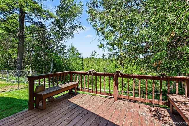 1107 Northern Trail, Alger, MI 48610