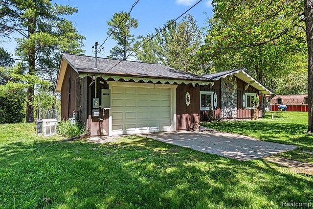 1107 Northern Trail, Alger, MI 48610