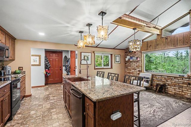 1107 Northern Trail, Alger, MI 48610