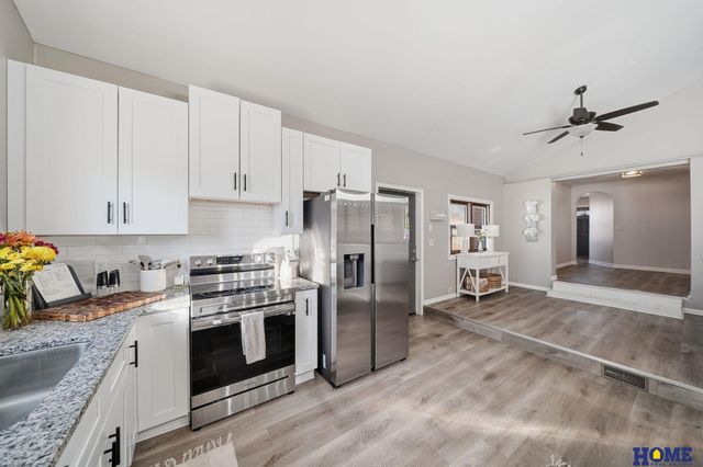 5239 Heumann Drive, Lincoln, NE 68504