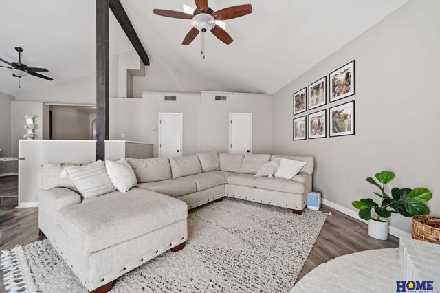 5239 Heumann Drive, Lincoln, NE 68504