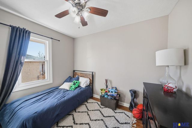 5239 Heumann Drive, Lincoln, NE 68504