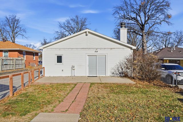 5239 Heumann Drive, Lincoln, NE 68504