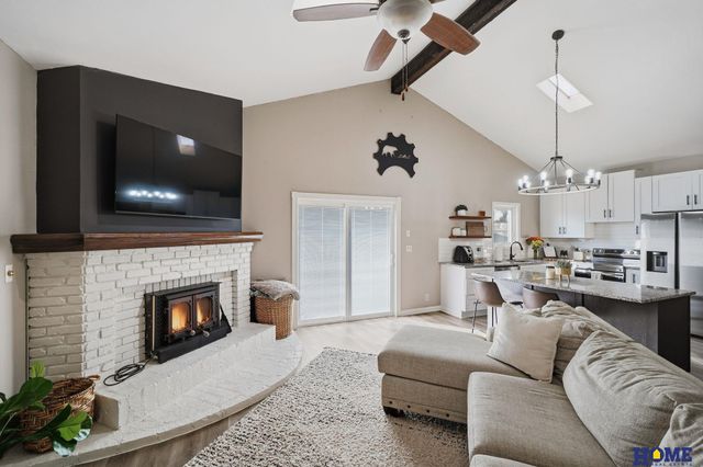 5239 Heumann Drive, Lincoln, NE 68504