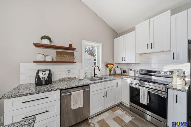 5239 Heumann Drive, Lincoln, NE 68504