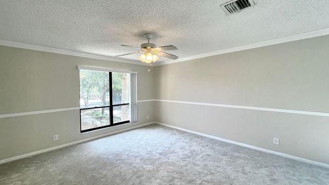 501 SANDTREE Drive, Palm Beach Gardens, FL 33403