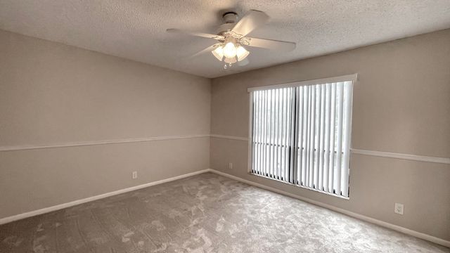 501 SANDTREE Drive, Palm Beach Gardens, FL 33403