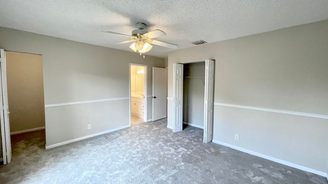 501 SANDTREE Drive, Palm Beach Gardens, FL 33403