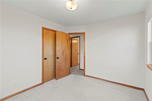 301 Walnut Street, Lathrop, MO 64465