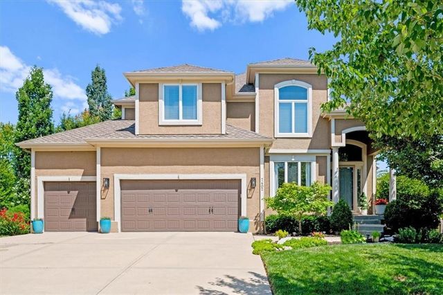 7402 W 145th Terrace, Overland Park, KS 66223