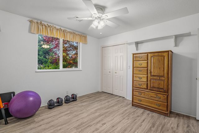 345 Ponderosa Lane, Grants Pass, OR 97527