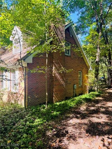 3461 Mabel Avenue, Ravenna, OH 44266