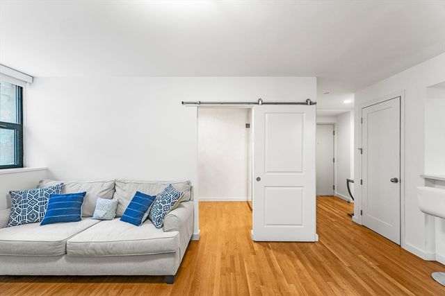 125 B St 1D, Boston, MA 02127