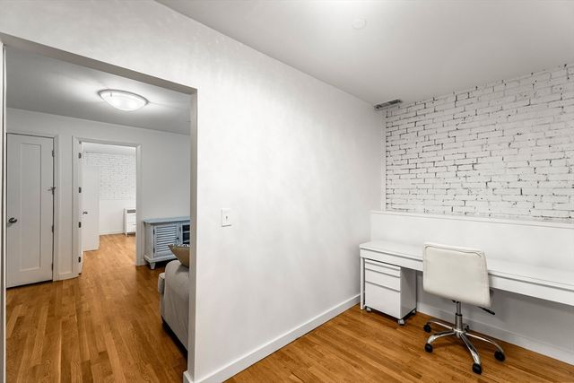 125 B St 1D, Boston, MA 02127