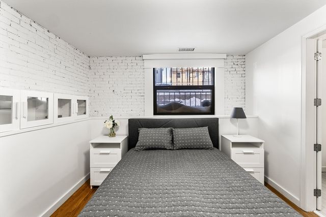 125 B St 1D, Boston, MA 02127