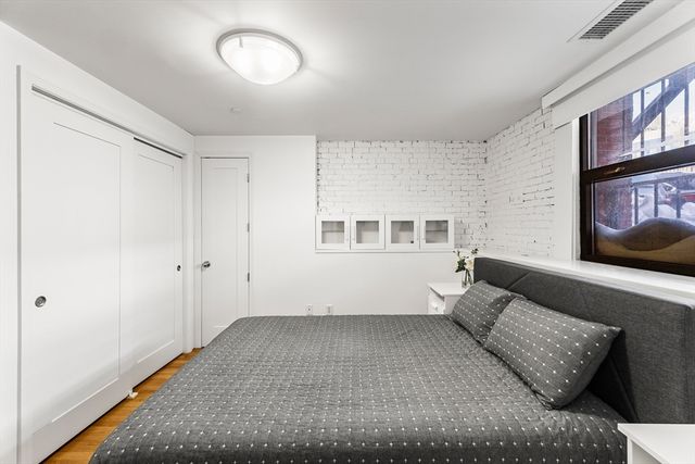 125 B St 1D, Boston, MA 02127