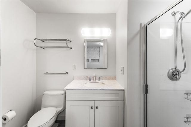 125 B St 1D, Boston, MA 02127