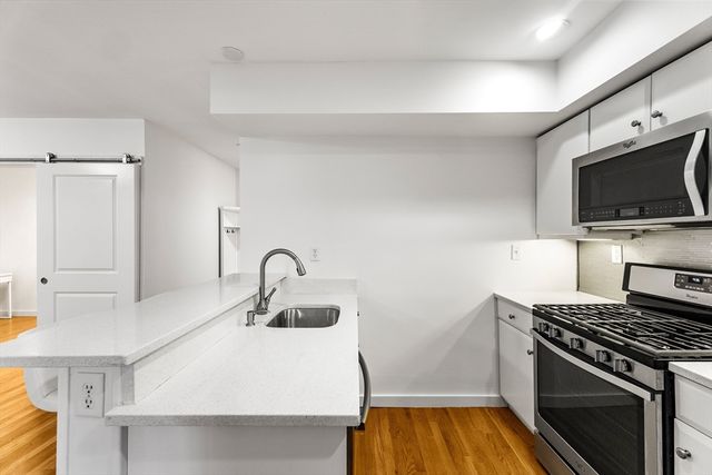 125 B St 1D, Boston, MA 02127