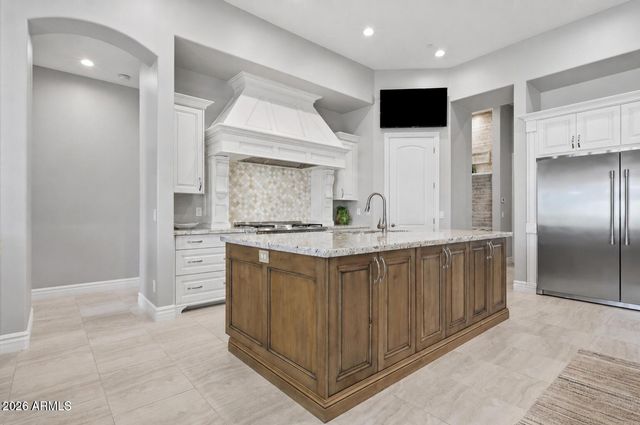 18214 W SAN MIGUEL Court, Litchfield Park, AZ 85340
