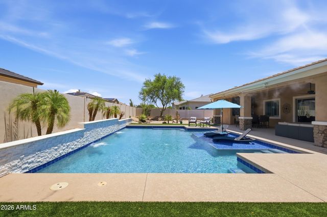 18214 W SAN MIGUEL Court, Litchfield Park, AZ 85340
