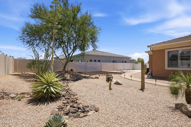 18214 W SAN MIGUEL Court, Litchfield Park, AZ 85340