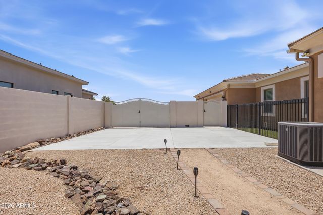 18214 W SAN MIGUEL Court, Litchfield Park, AZ 85340