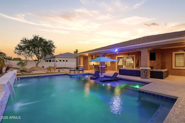 18214 W SAN MIGUEL Court, Litchfield Park, AZ 85340