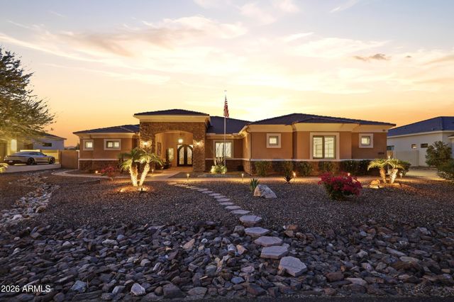 18214 W SAN MIGUEL Court, Litchfield Park, AZ 85340