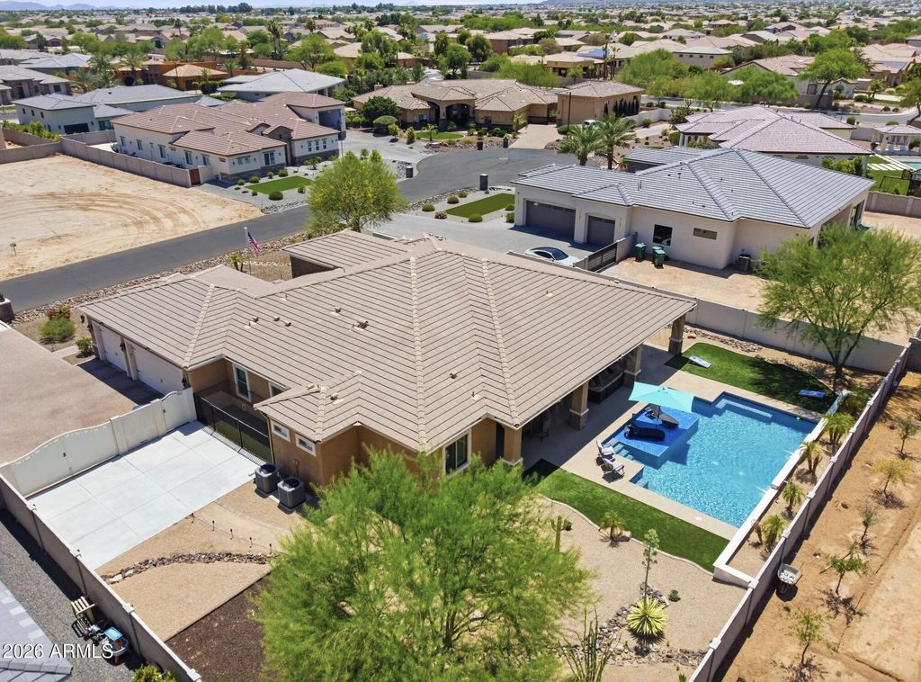18214 W SAN MIGUEL Court, Litchfield Park, AZ 85340