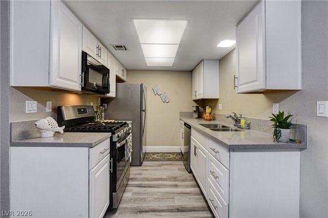 445 North Lamb Boulevard C, Las Vegas, NV 89110