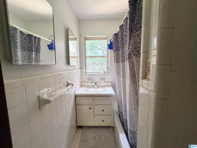 827 DELTA STREET, Bessemer, AL 35020