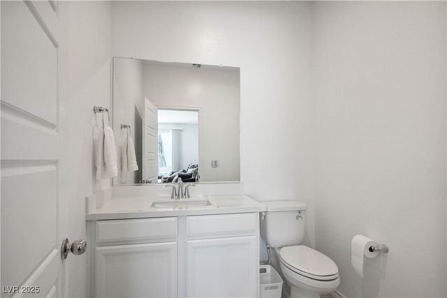 6839 Greensmen Avenue, Las Vegas, NV 89156