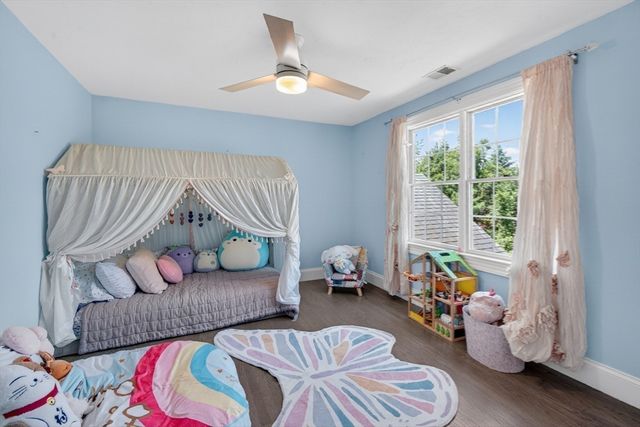 2 Watkins Ln, Southborough, MA 01772