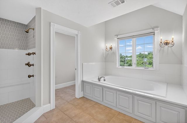 2 Watkins Ln, Southborough, MA 01772