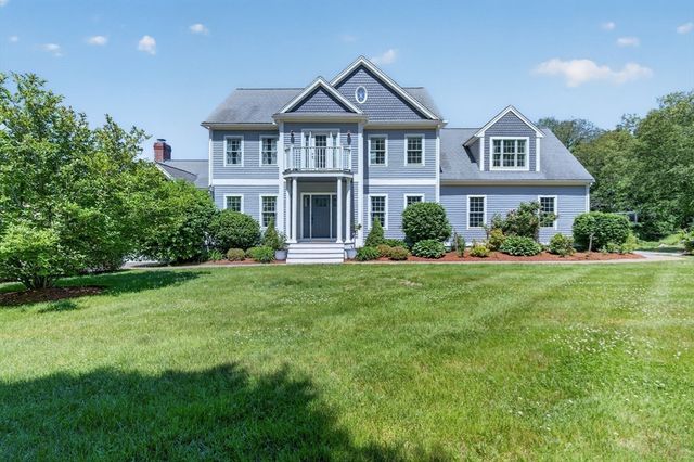 2 Watkins Ln, Southborough, MA 01772