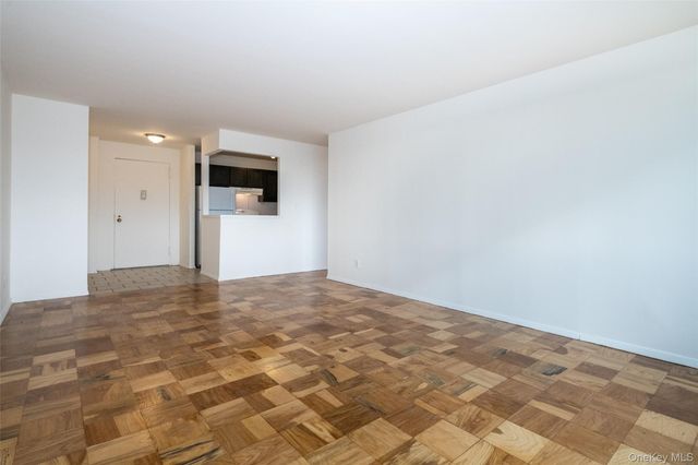 125 Lake Street 12-J South, White Plains, NY 10604