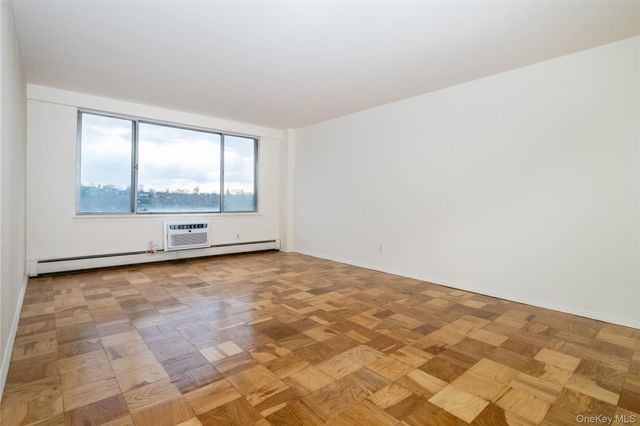 125 Lake Street 12-J South, White Plains, NY 10604