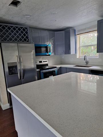 730 SW 67TH TER, Pembroke Pines, FL 33023