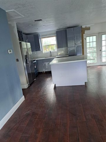 730 SW 67TH TER, Pembroke Pines, FL 33023