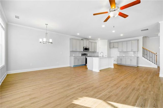 3831 Brookburn Park, Gainesville, GA 30506
