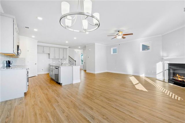 3831 Brookburn Park, Gainesville, GA 30506