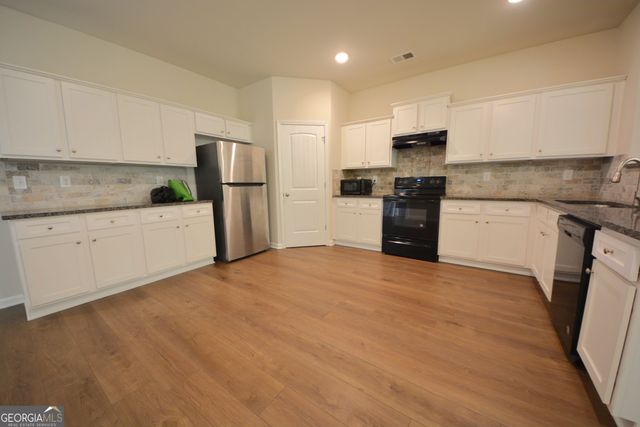 6426 Grey Fox Way, Riverdale, GA 30296