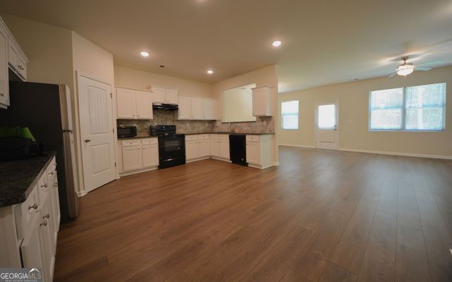 6426 Grey Fox Way, Riverdale, GA 30296
