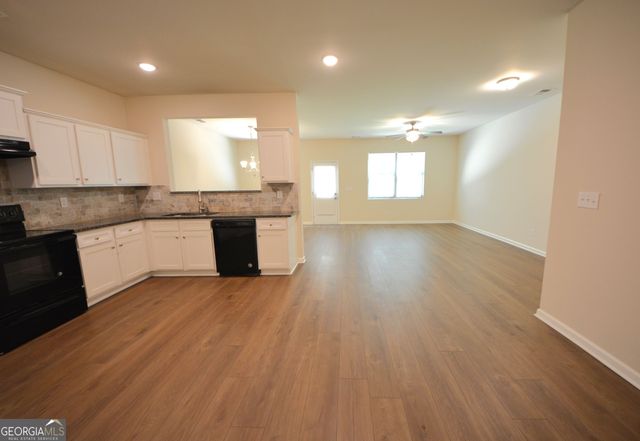 6426 Grey Fox Way, Riverdale, GA 30296