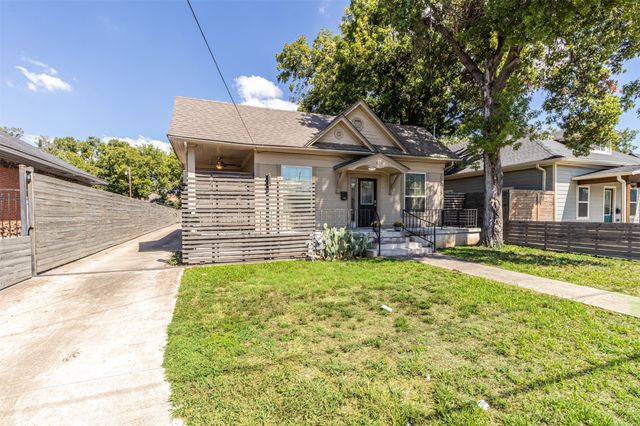 825 W 12th Street, Dallas, TX 75208